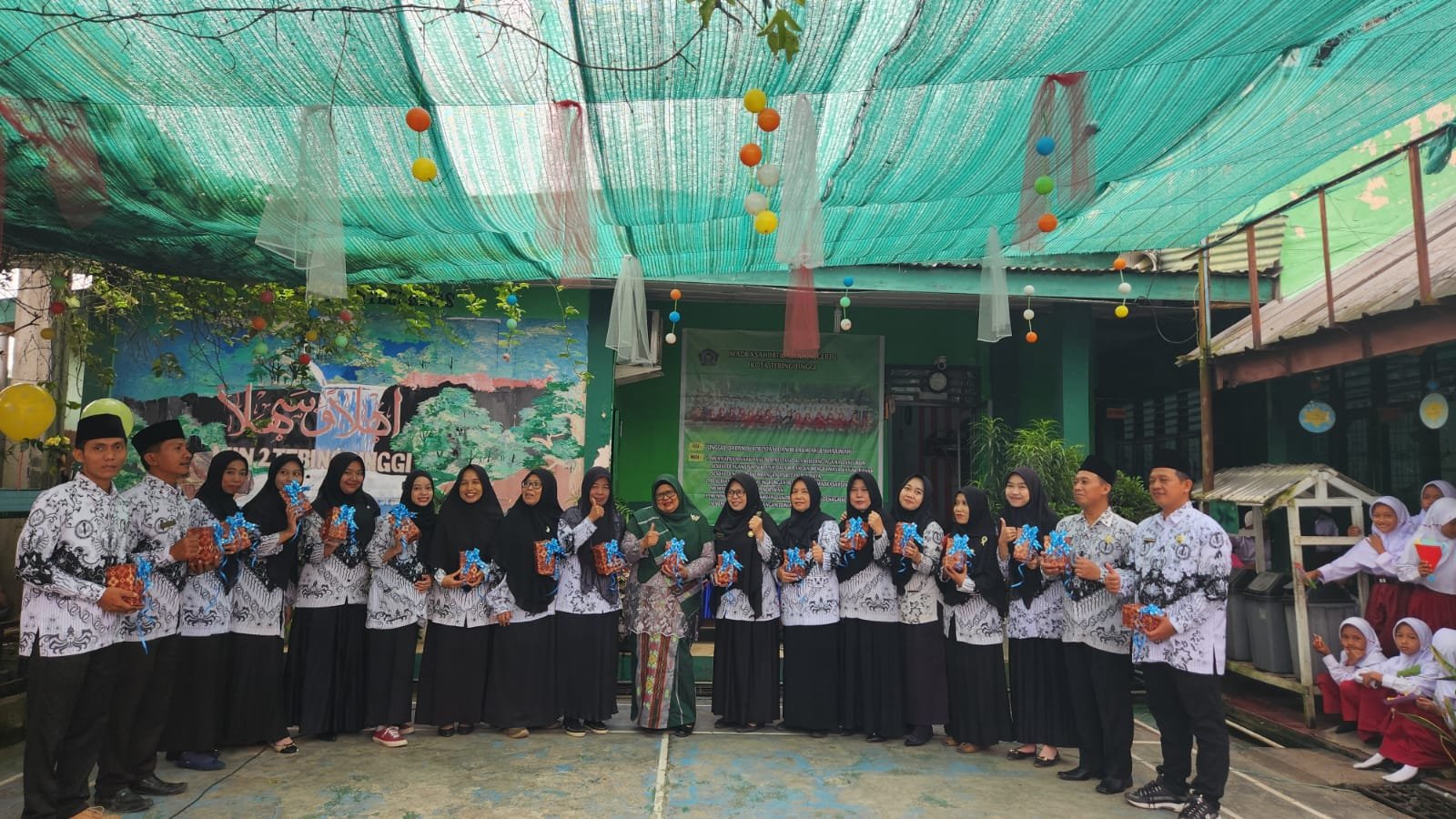 Peringatan Hari Guru Nasional 2024 MIN 2 Tebing Tinggi