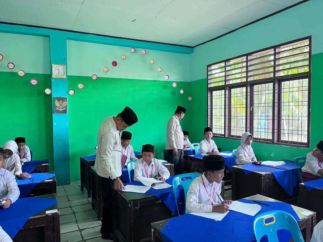 MIN 2 Tebing Tinggi Sambut Tim Kurikulum Penmad Kanwil Kemenagsu Monitoring UM 2025